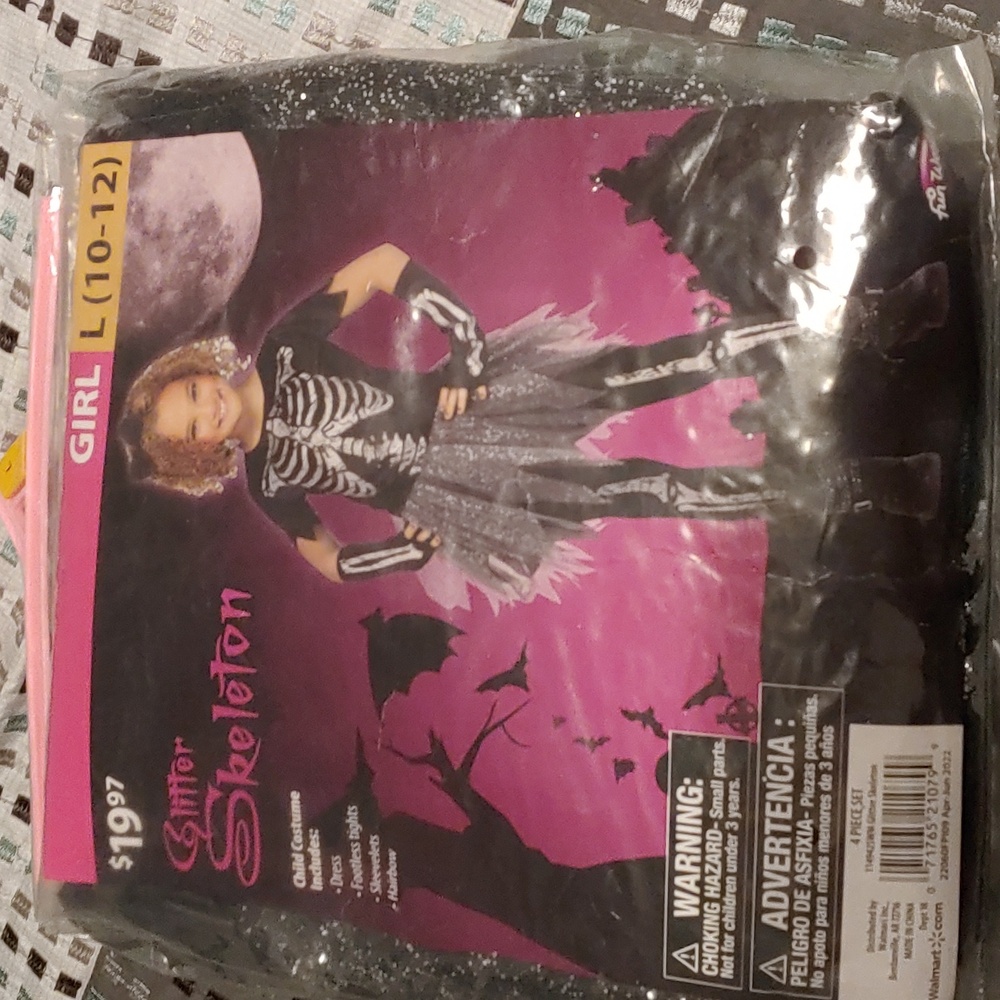 Brand New Glitter Skeleton Size 10-12